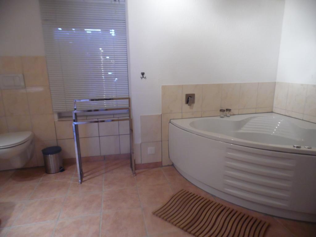 Appartment Chalet Sonnenheim カンデルシュテッグ エクステリア 写真
