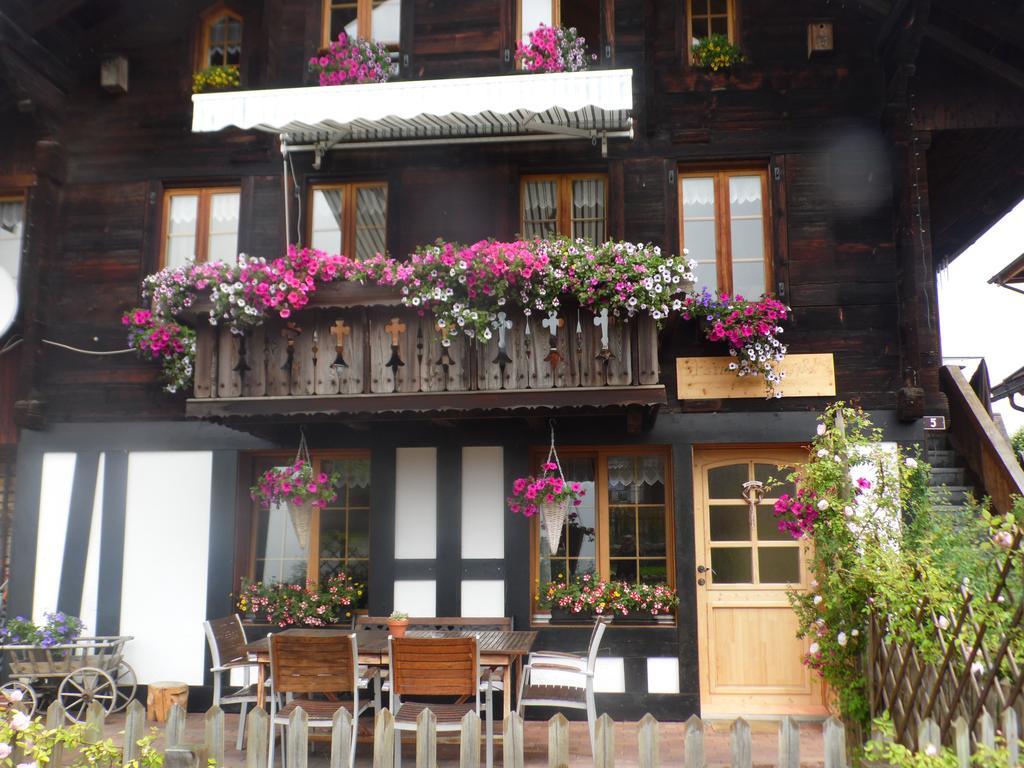 Appartment Chalet Sonnenheim カンデルシュテッグ エクステリア 写真